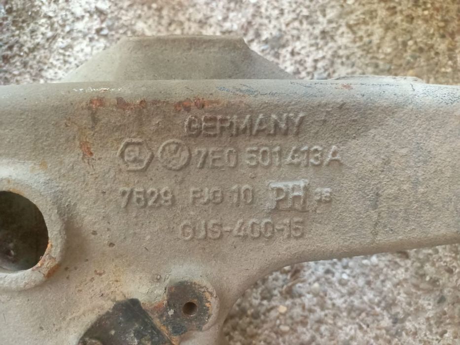Brat Stânga Spate VW Transporter T6