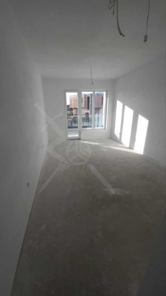 Продава се Къща в Варна, Виница - 204 кв.м за 2032 €/кв.м - Снимка #3