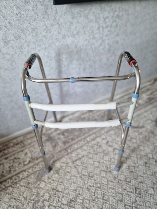 Продам ходунки, новые, даже не снят целофан