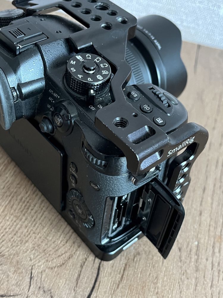 Panasonic GH5 + Lumix 7-14mm