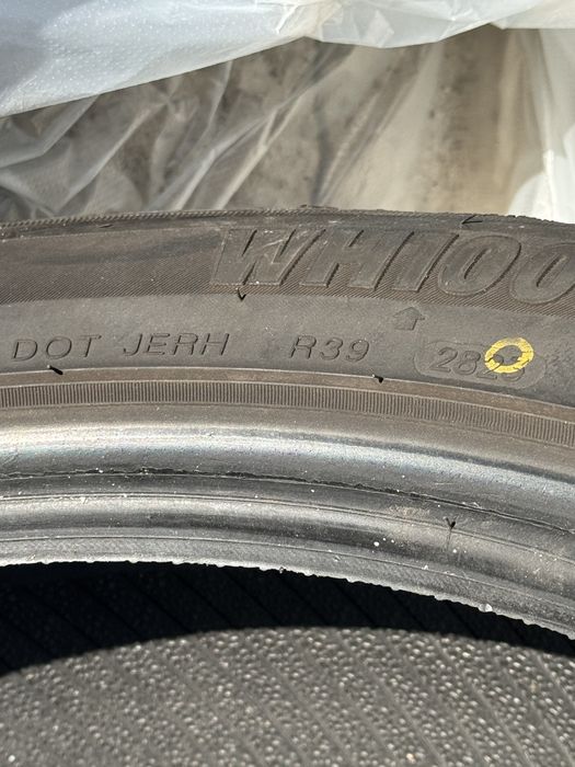 Anvelope iarna 225/50/R17 - 2 bucati, Stare bună