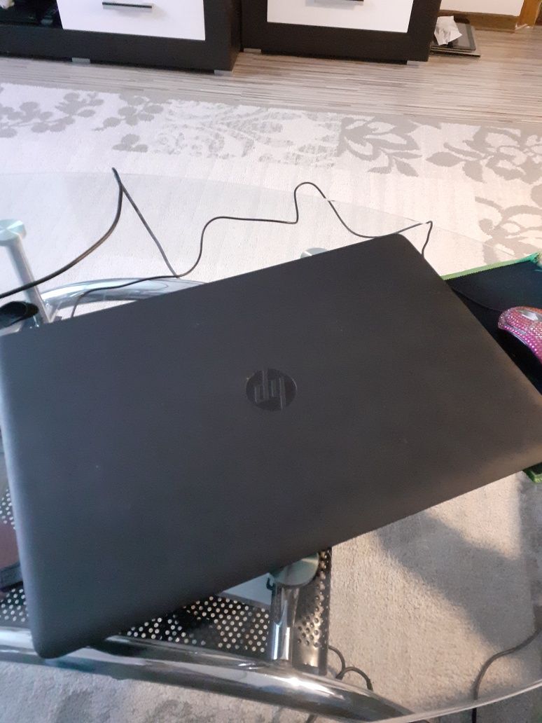 Vand laptop HP i7