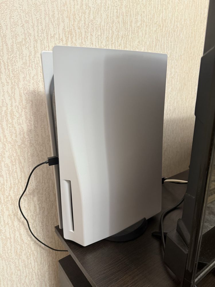 PlayStation 5 Disc Edition