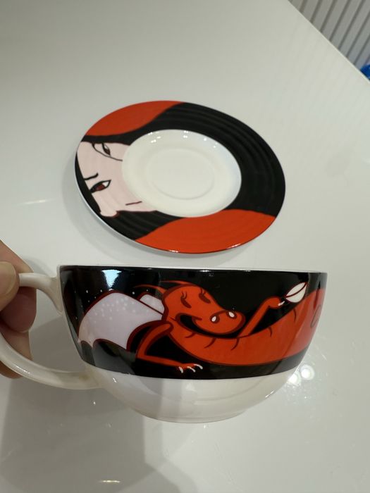 Чашка с блюдцем оригинал