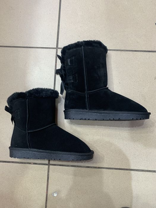 Ugg cizme din piele naturala