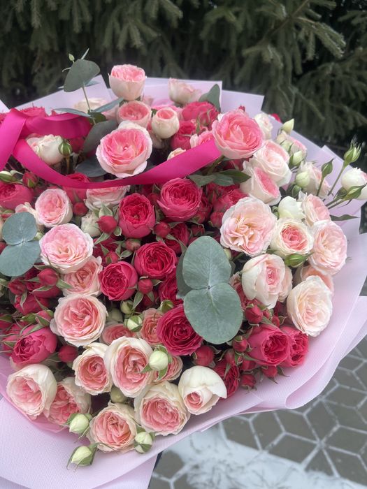 Продам шикарный букет кустовые розы