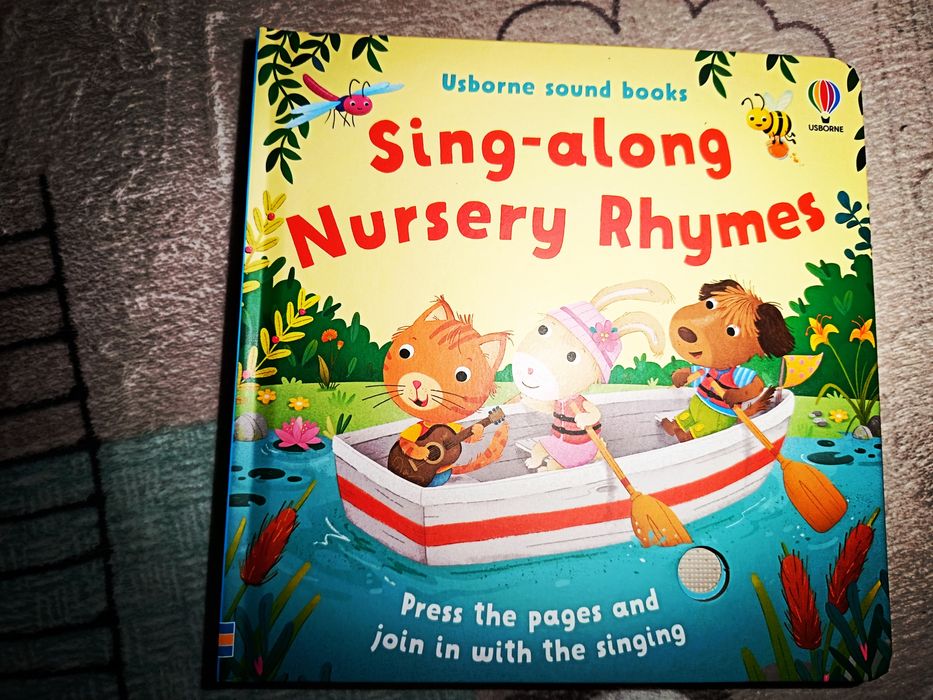 Carte cu muzică pentru copii