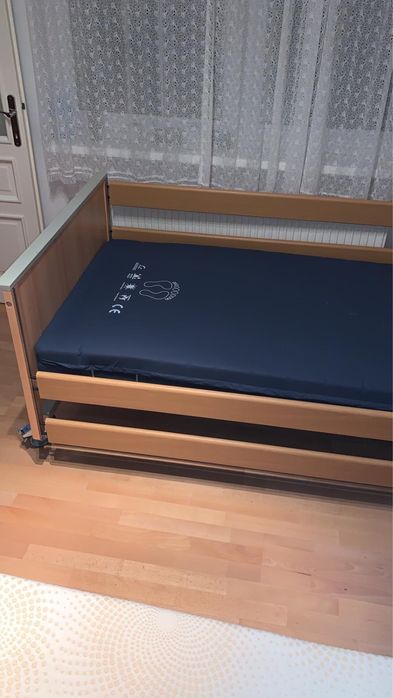 Pat electric bolnavi cu saltea si sistem anti-escare incluse