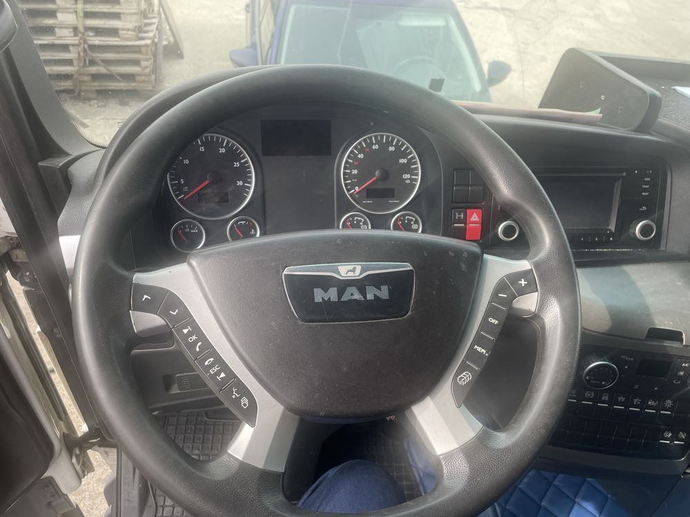 Man TGX 440 CP, euro 6 - Semiremorcă Schmitz Varios - 2014