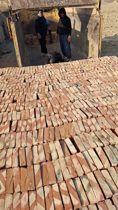 Красный кирпич по низким ценам