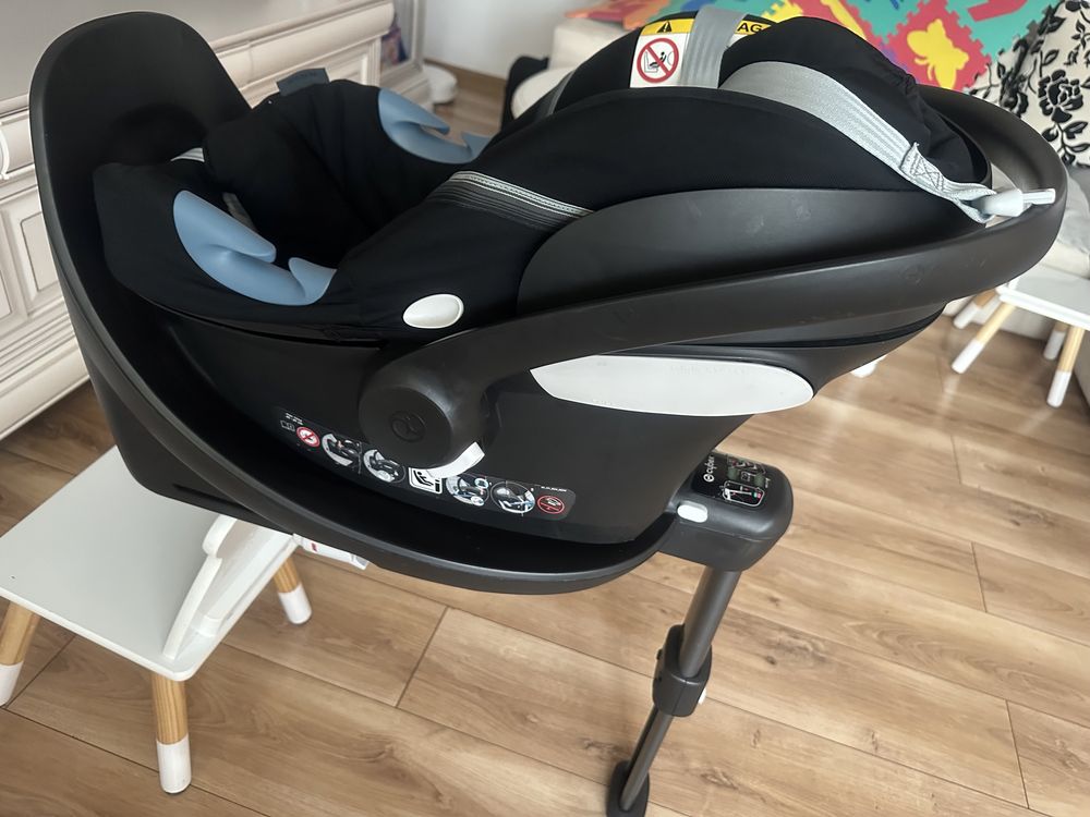 Scaun cybex Aton M + baza isofix impecabile