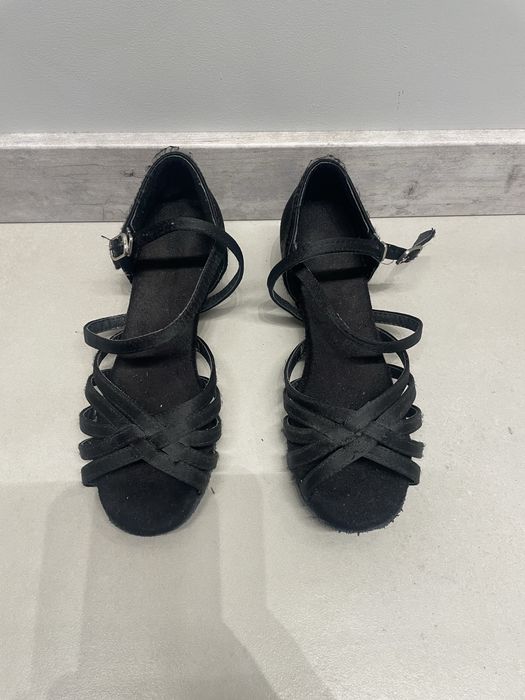 Обувки за танци самба ; ча ча