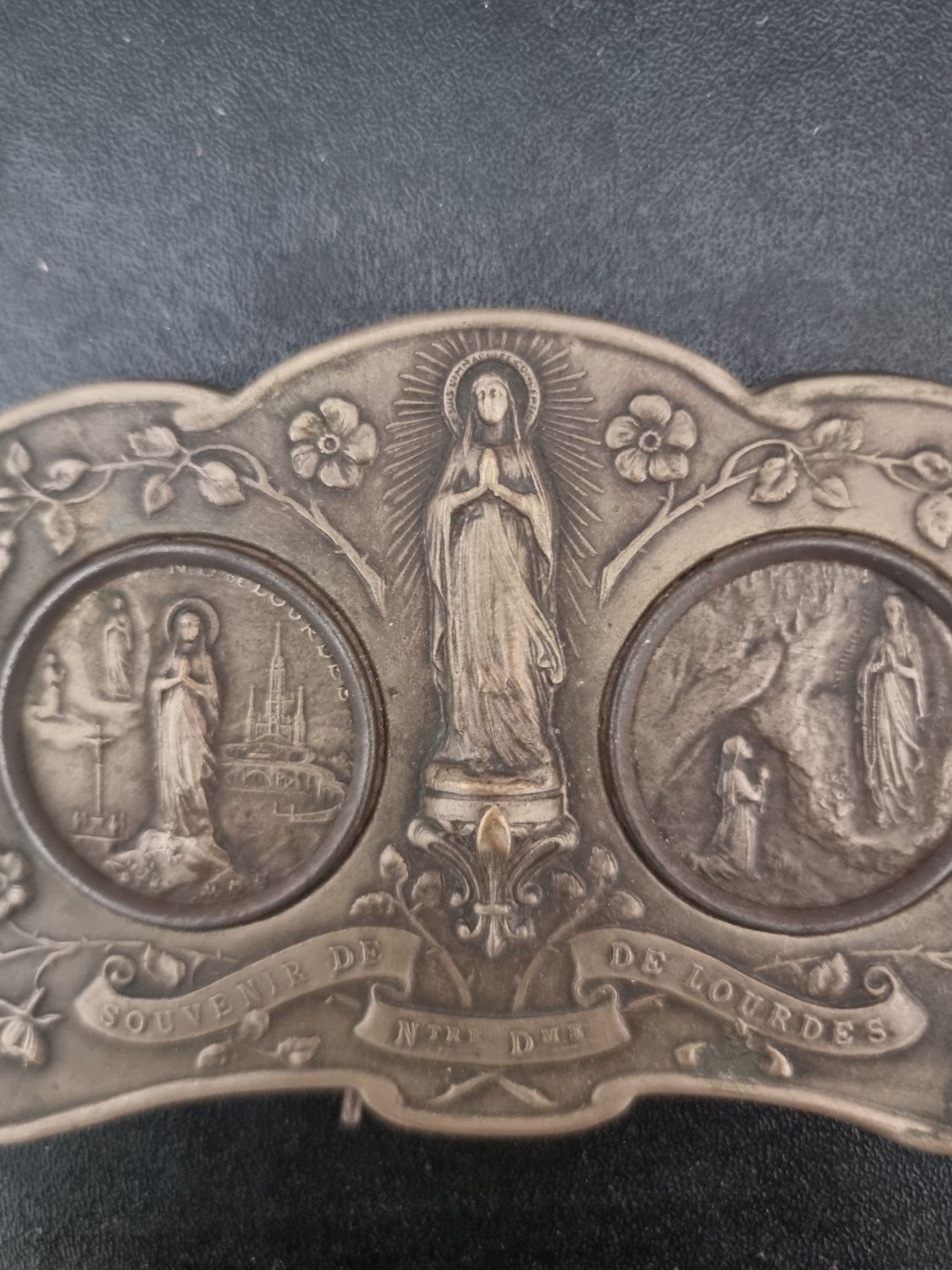 suvenir religios din Lourdes / Souvenir de Notre Dame de Lourdes