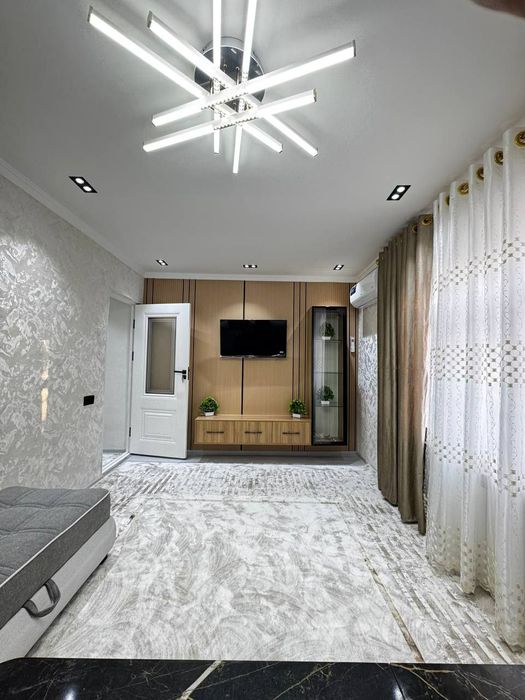 Квартира продаётся Чиланзар 23 квартал 1в2/3/5 меб тех балк 2*6