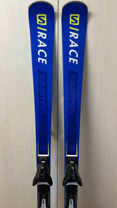 Schiuri SALOMON Race 175 cm