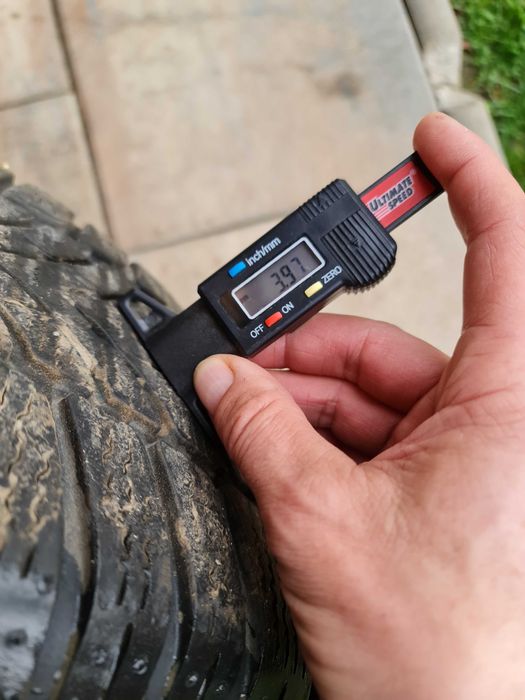 Jante/Roti BMW 17 + anvelope iarnă