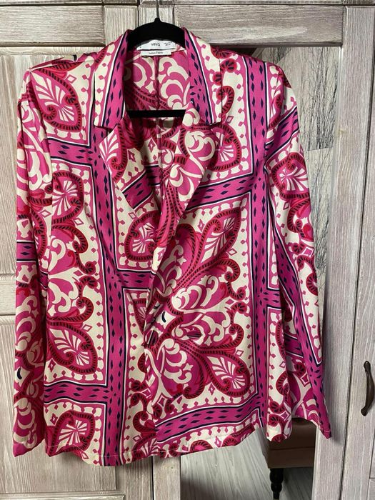 Сако сатен Mango