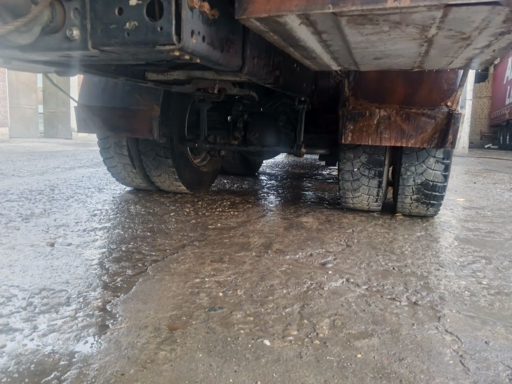 Kamaz pretsep sotiladi