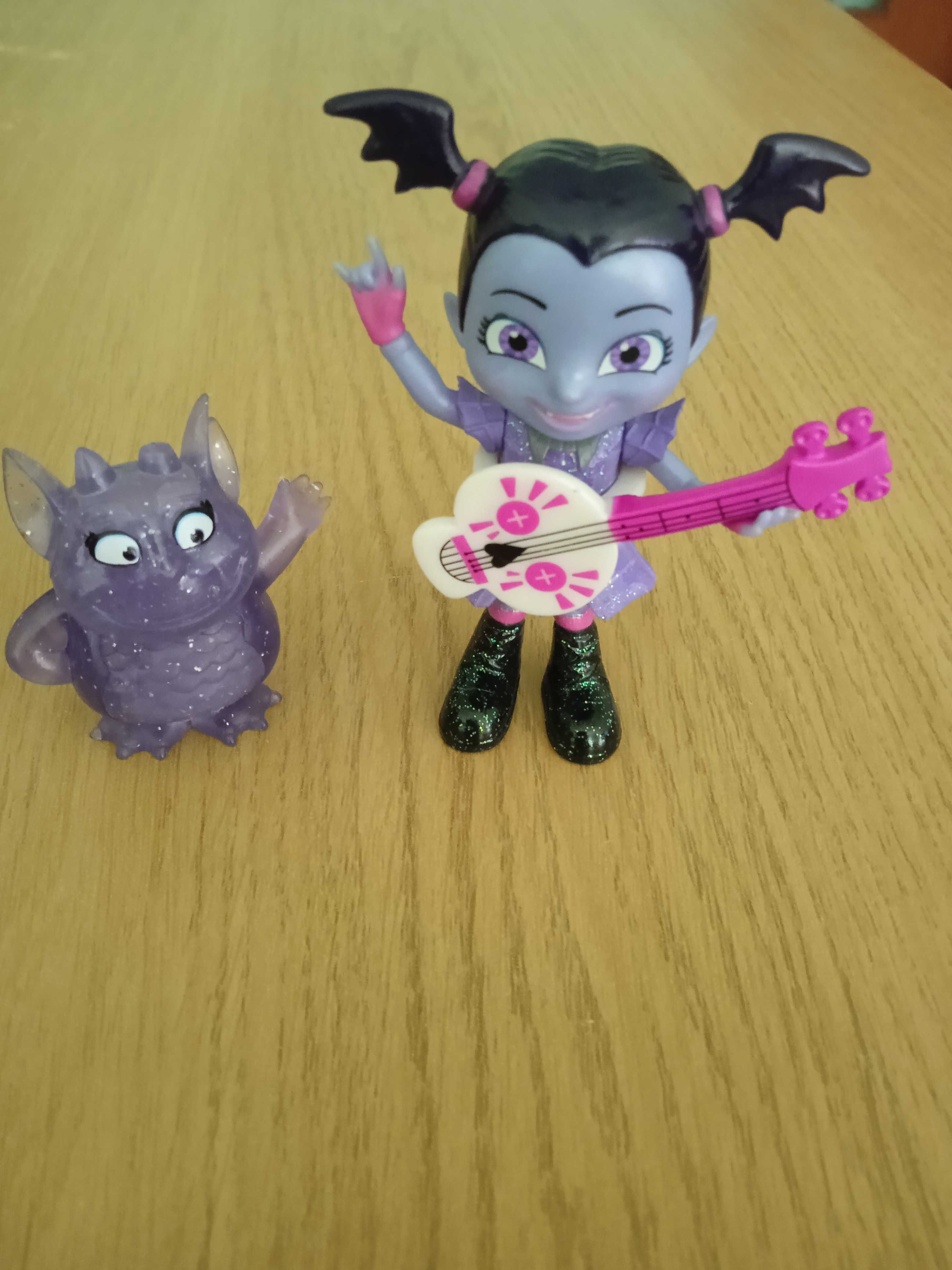 Set figurine Vampirina și Gregoria