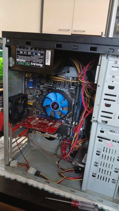 Офисный системник, i3-2100, ddr3-10гб, gt220(1гб)