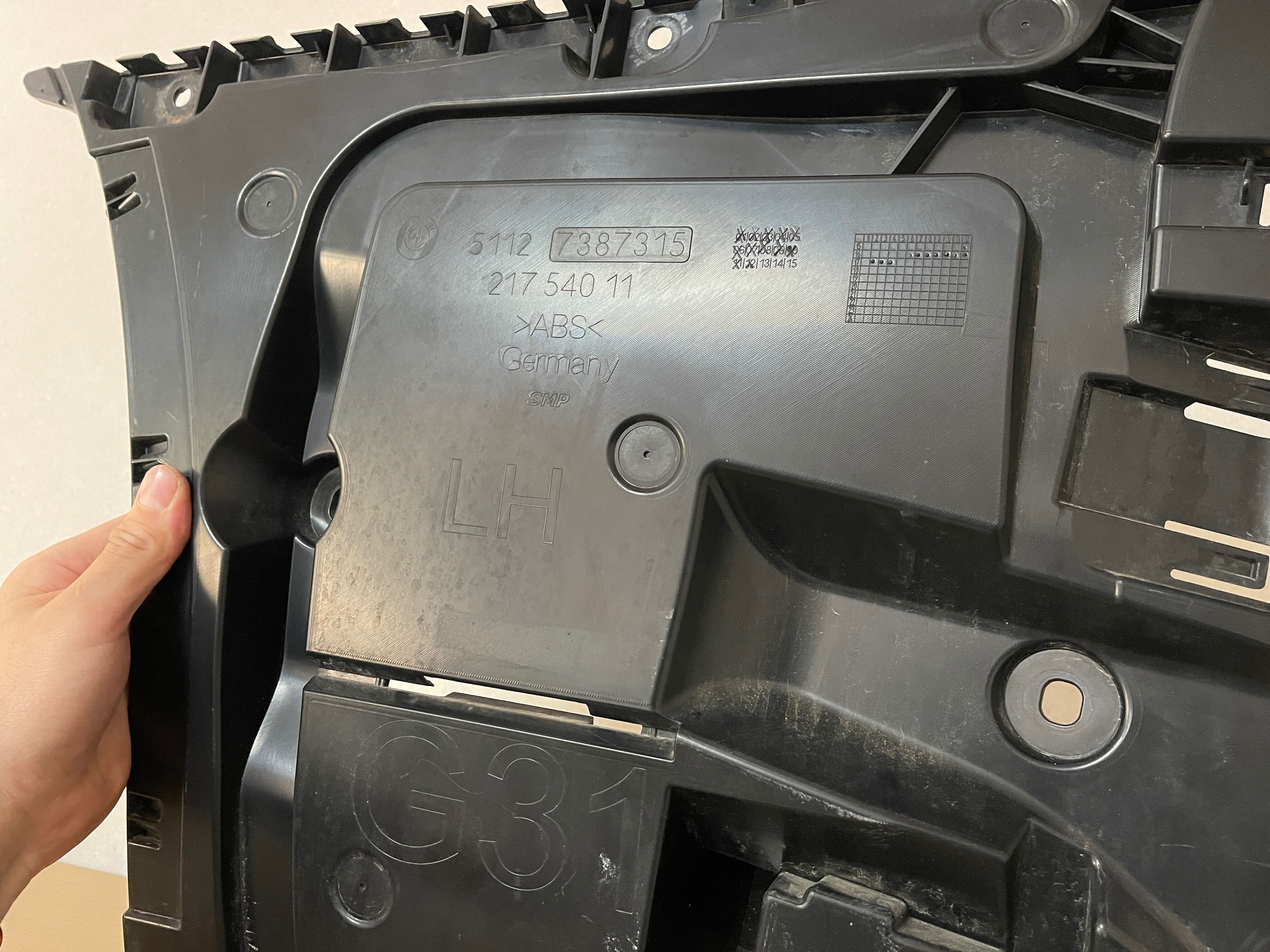 Suport stanga/dreapta bara spate Bmw5 G31Touring OEM 7387315 / 7387315