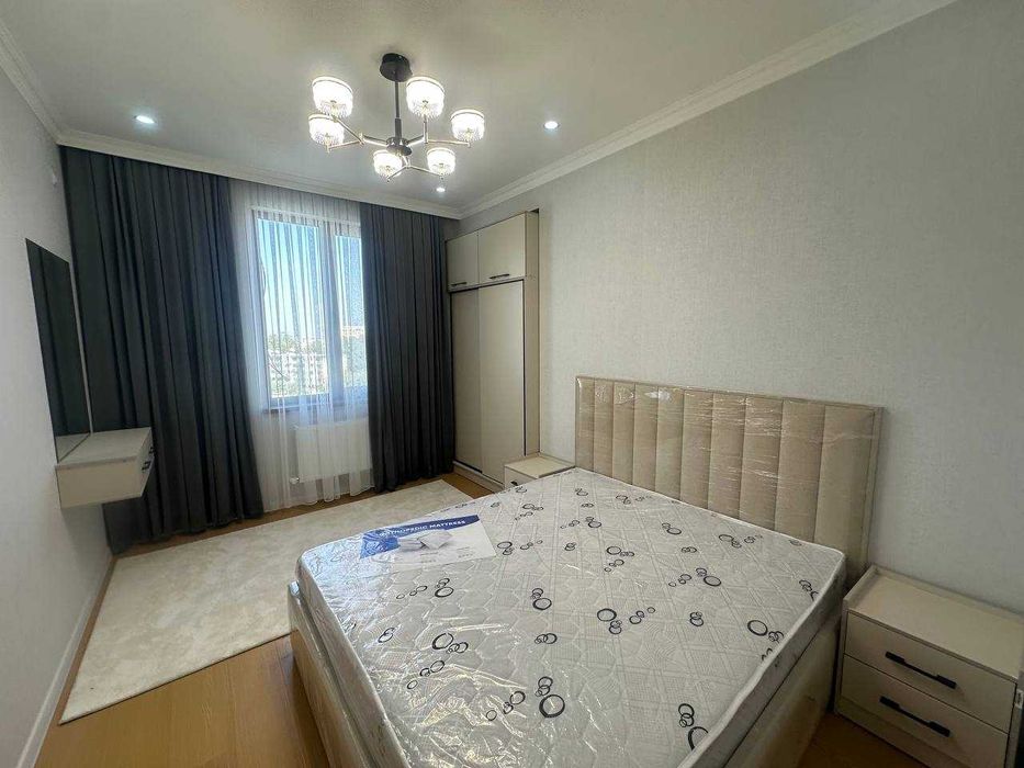 3х комнатная квартира 6 этаже 73кв/м, в Самарканде