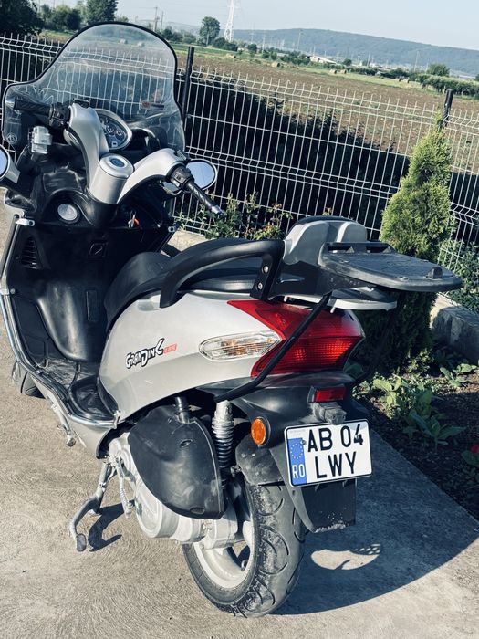 Scuter kymco 125