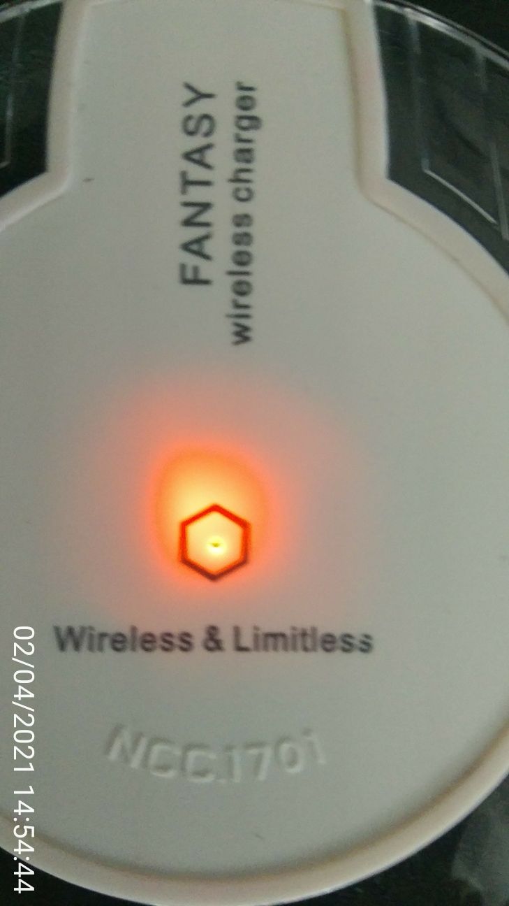 Mini incarcator (pad) wireless cu LED (portabil) pt Samsung,HTC,LG etc