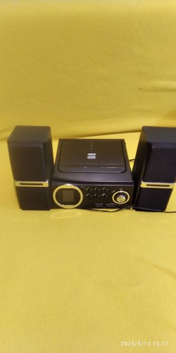 Mini sistem audio CD,MP3,radio FM/AM,aux,boxe 2x5W,radio cd,MP3 cd