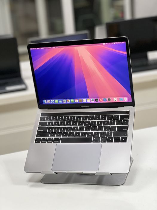 Apple Macbook Pro Touchbar | Core i5 | АКБ 100%