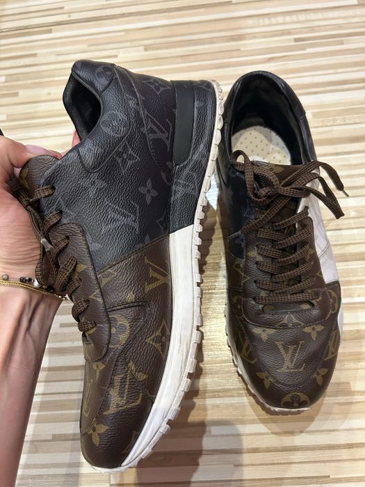Louis Vuitton Run away
