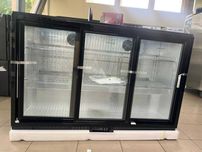 Vitrina bauturi/cofetarie 3 usi