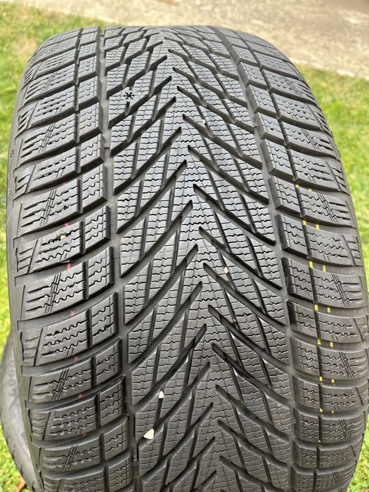 2бр 245/35/19 ЗИМНИ ГУМИ Goodyear Ultra Grip 23ДОТ НОВИ