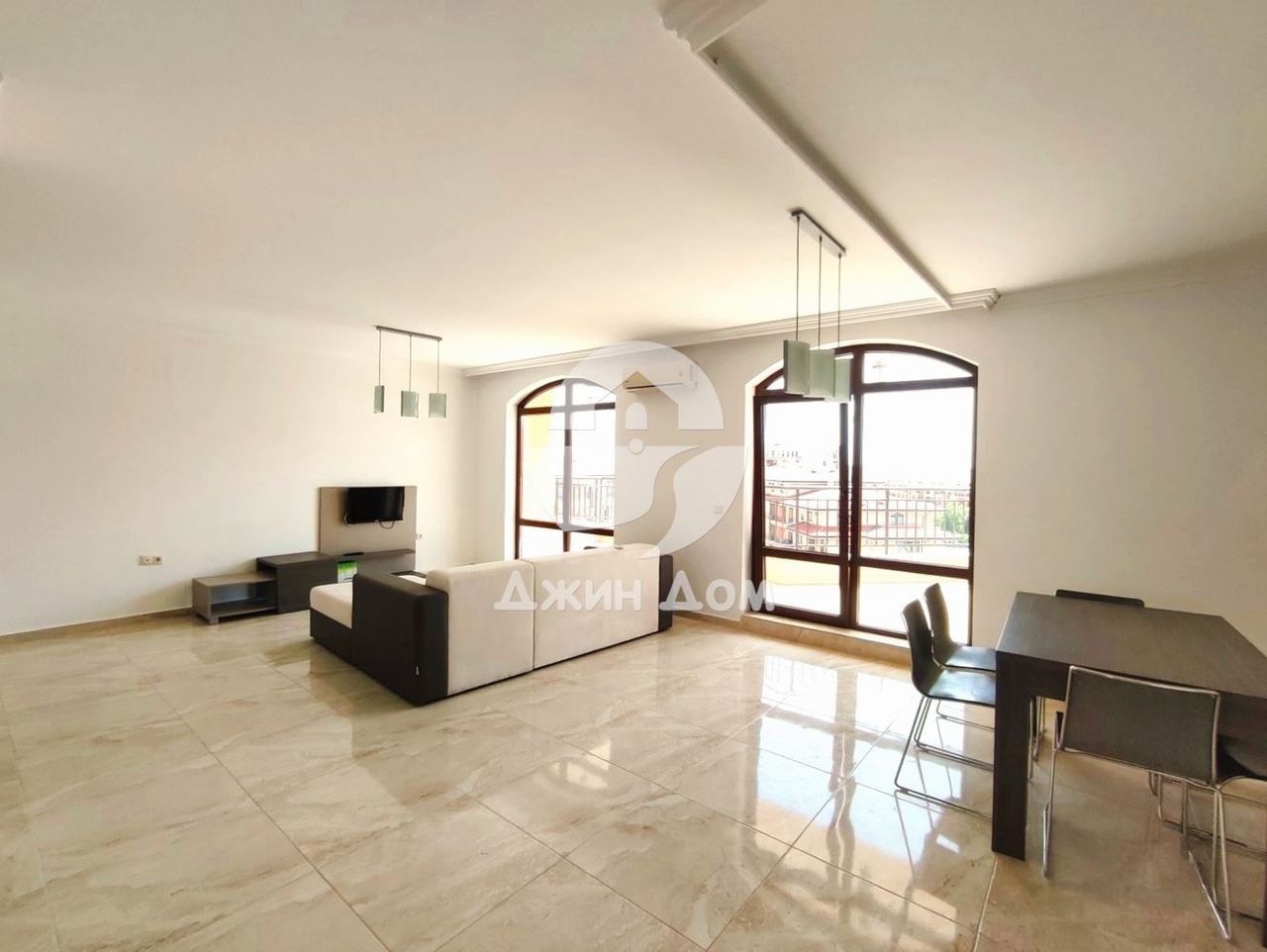 Продава се Многостаен апартамент в Свети Влас - 176 кв.м за 1504 €/кв.м - Снимка #2