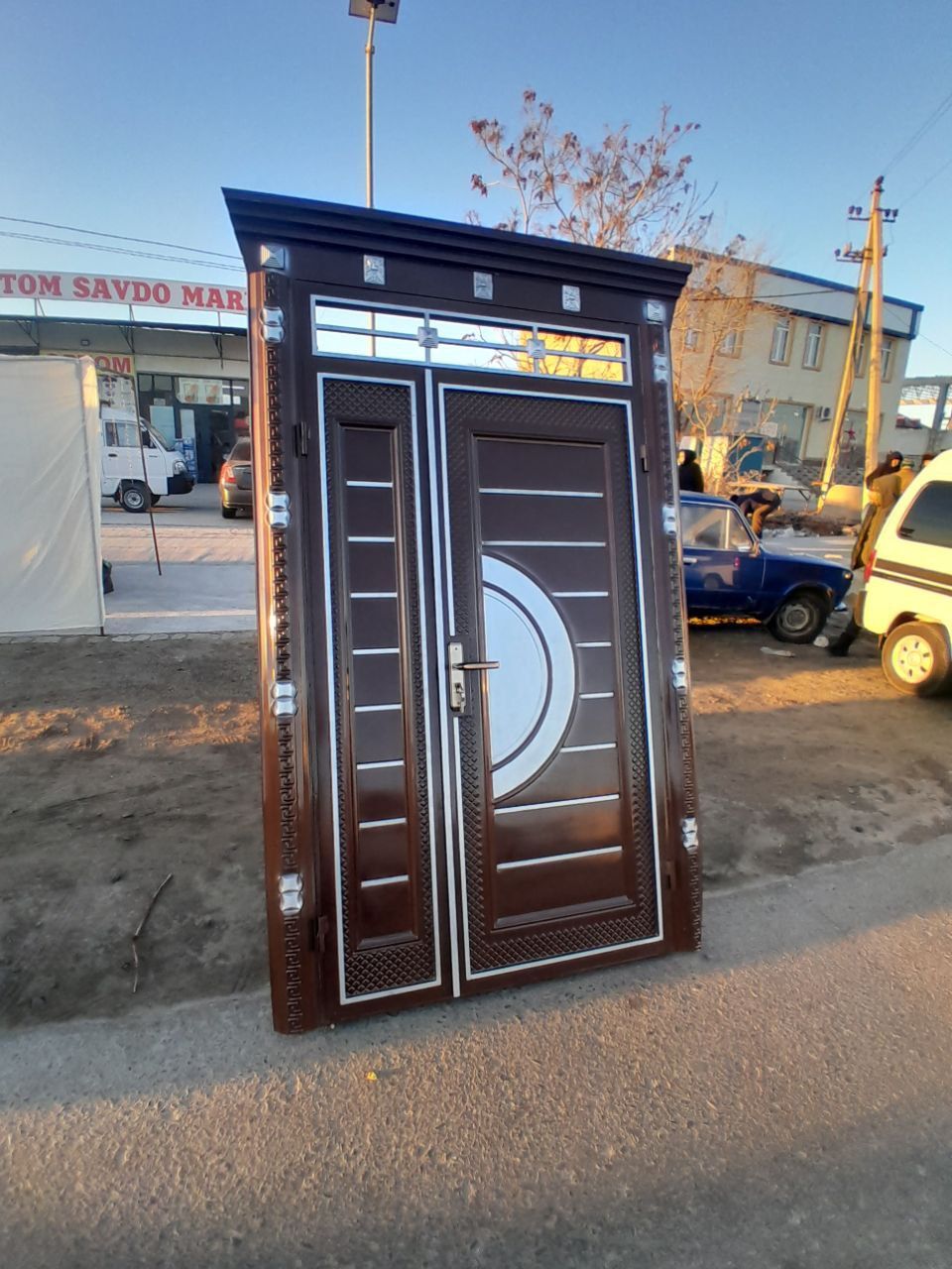 Sifatli temir eshiklar kafolati bilan