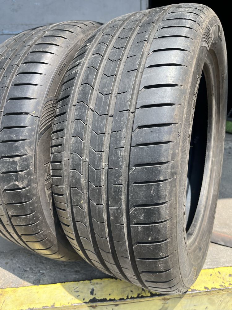 2 бр. летни гуми 225/50/16 Vredestein DOT 0220 7 mm