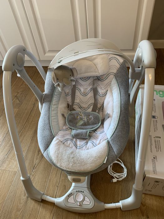 Leagan portabil bebelusi Ingenuity convertme swing 2 seat