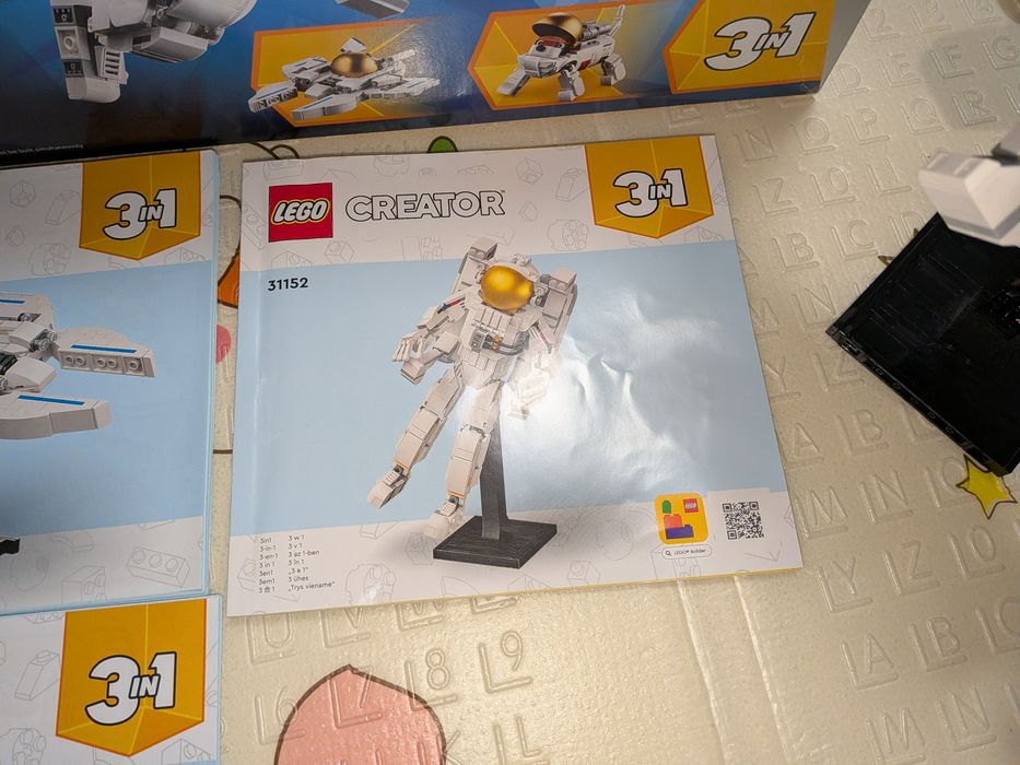 LEGO Creator 3 in 1 Astronaut