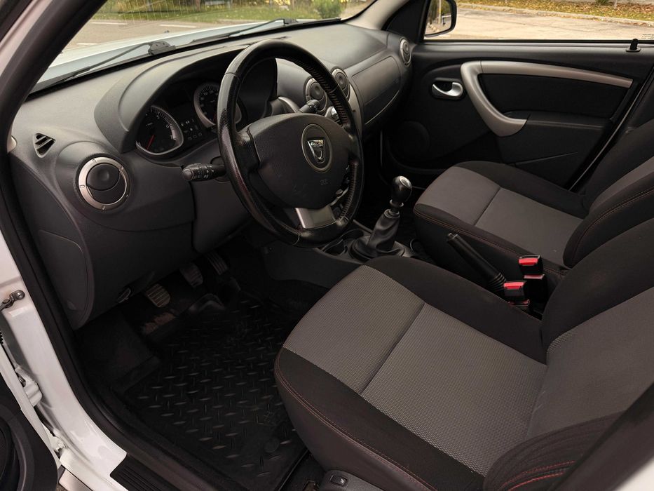 Dacia Duster~2013~1.5 dCI~110cp~4x4