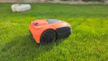 Robot tuns iarba IHunt
