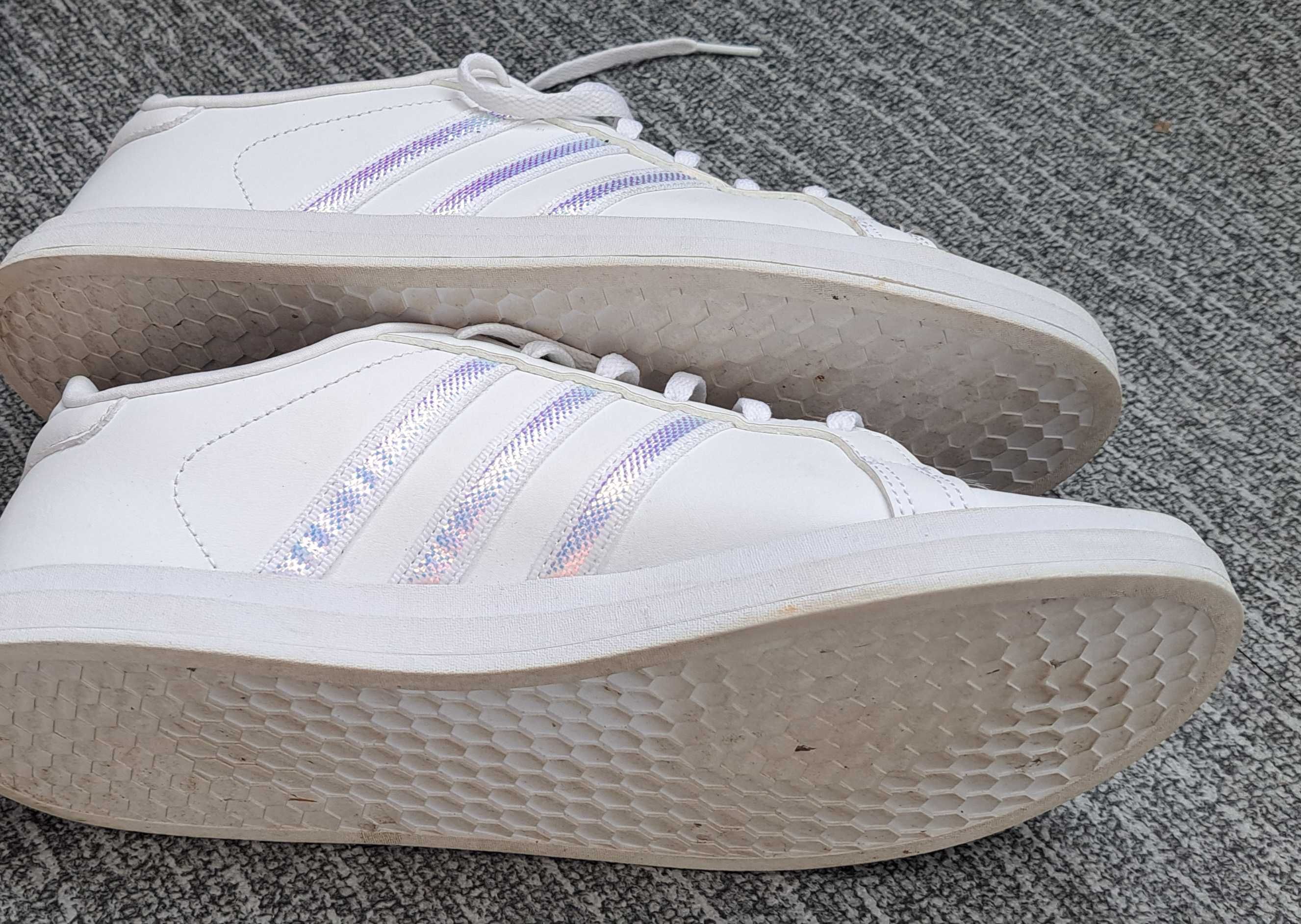 Дамски сникърси Adidas