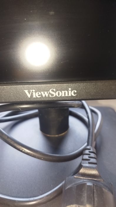 Monitor +un cadou