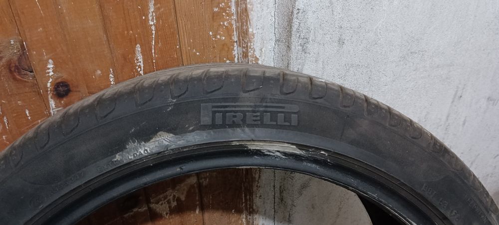 1 бр. лятна гума Pirelli Cinturato P7 с размер 235 40 19