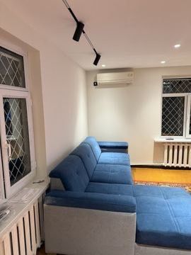 Сдается 1 ком Кадышева рынок.  Конечный Остановка