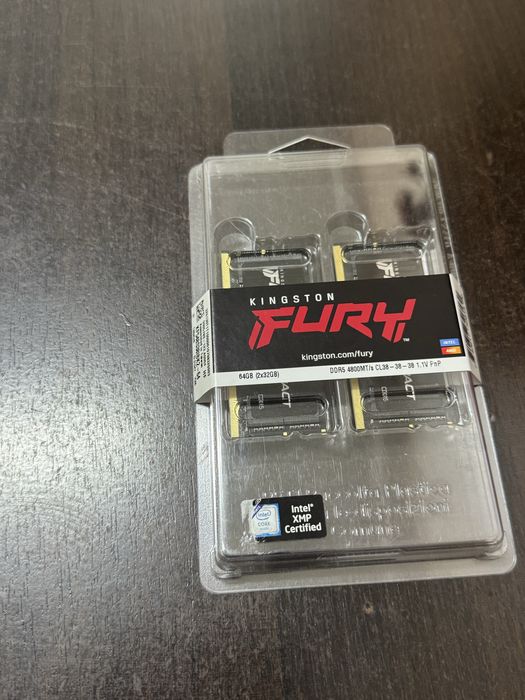 64GB DDR5 SIGILAT NOU HyperX Kingston FURY am si 32GB de la Hynix NOU