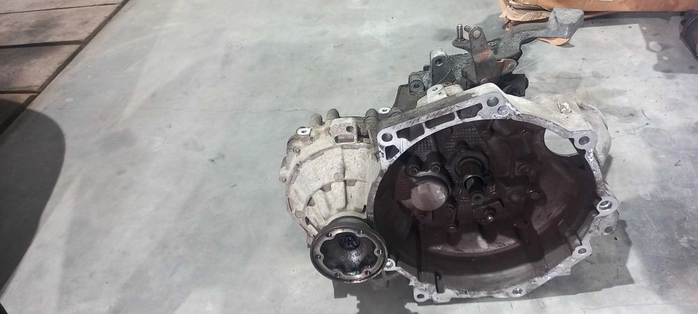 Cutie viteze GQN vw Touran 6 trepte 105 cai