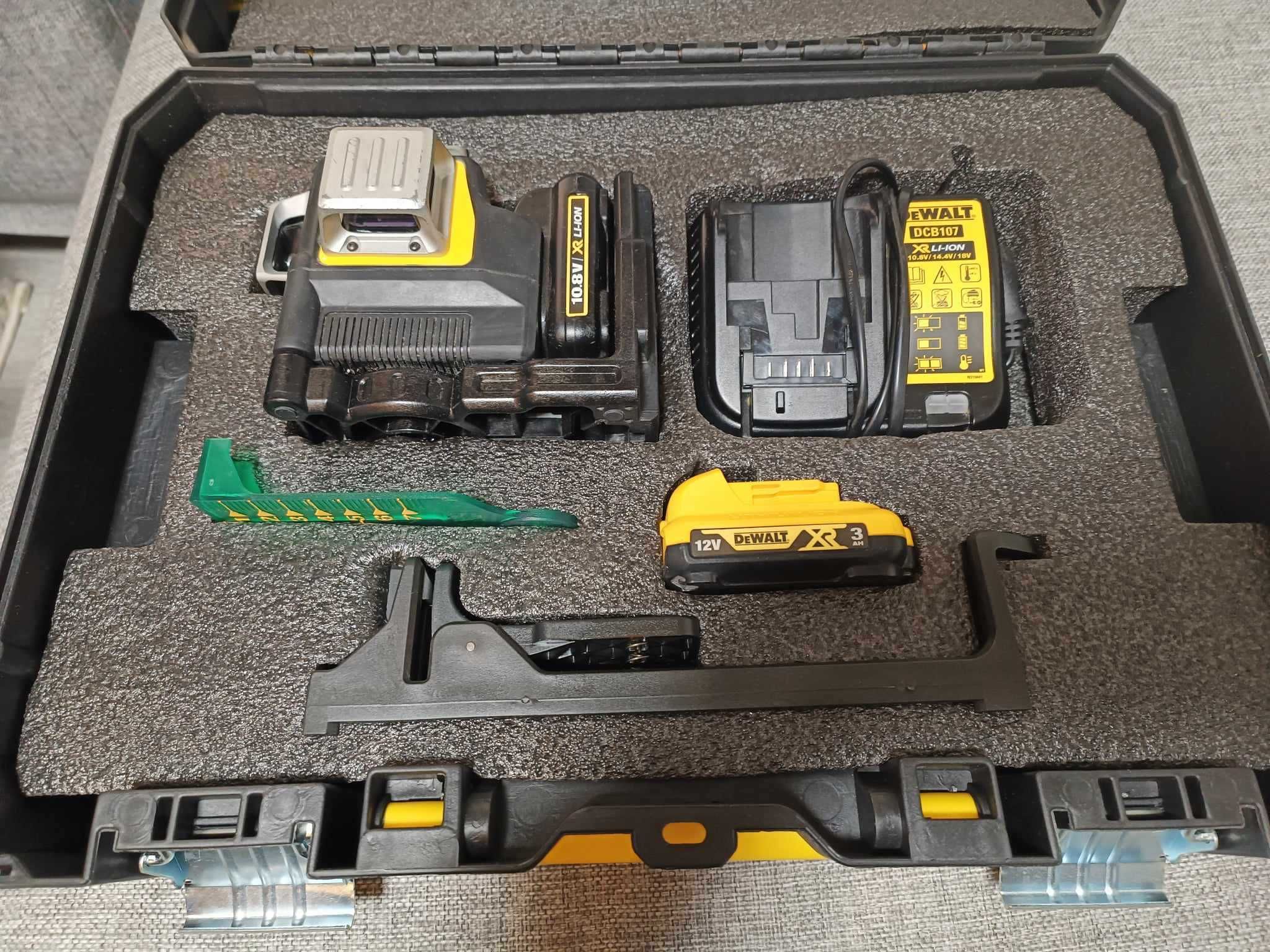 Nivea laser Dewalt 4d