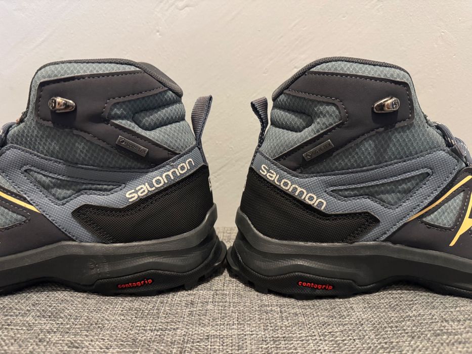 Salomon Mid Shoes Gore-Tex.