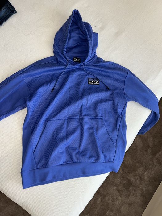 Ea7 hoodie размер М