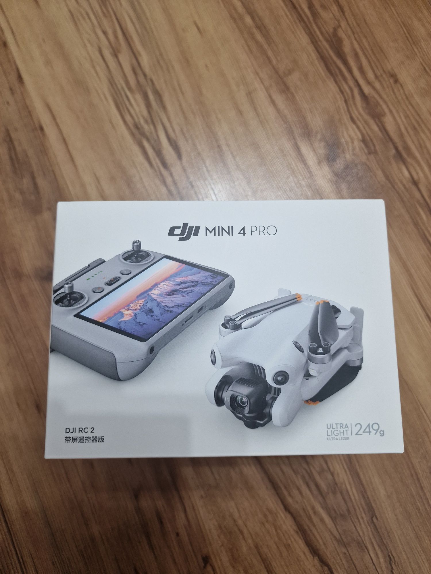 Drona Dji mini 4 pro